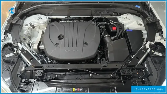 VOLVO XC60 B5 ULTRA DARK AIR SUS