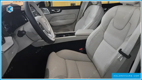 VOLVO XC60 B5 ULTRA DARK AIR SUS