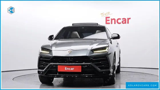 LAMBORGHINI URUS 4.0 V8