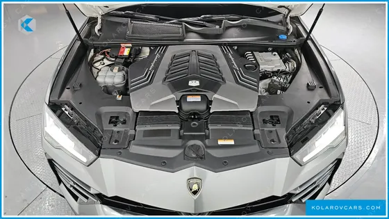 LAMBORGHINI URUS 4.0 V8
