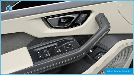 LAMBORGHINI URUS 4.0 V8