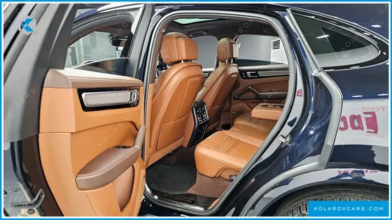 PORSCHE CAYENNE 3.0 COUPE