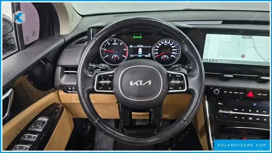 KIA CARNIVAL 9-SEATER NOBLESSE