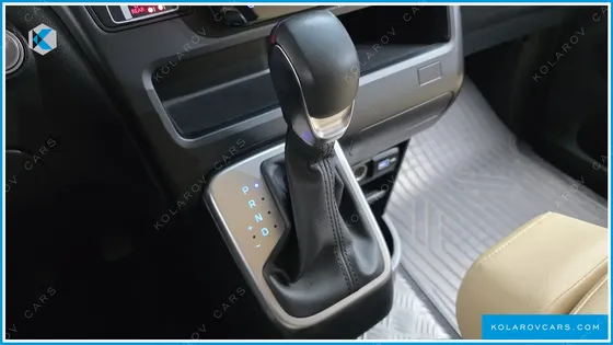 HYUNDAI STARIA TOURER 9-SEATER