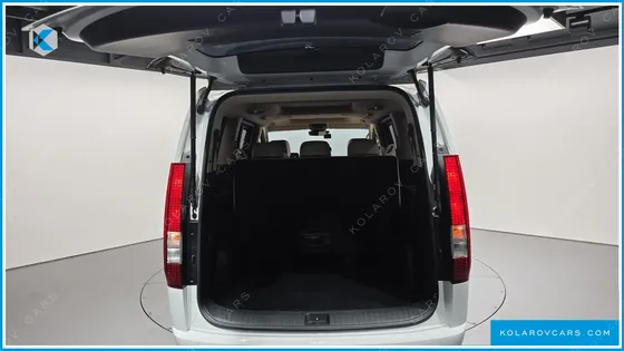 HYUNDAI STARIA TOURER 9-SEATER