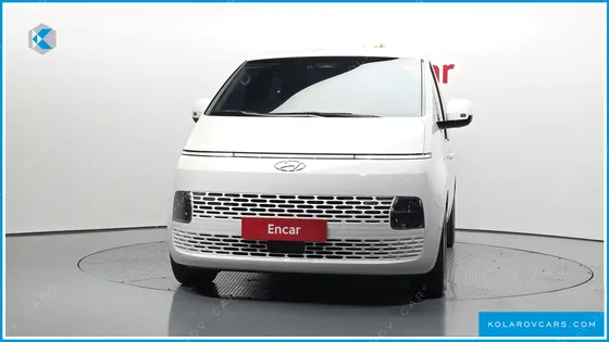 HYUNDAI STARIA 4WD TOURER 9-SEATER