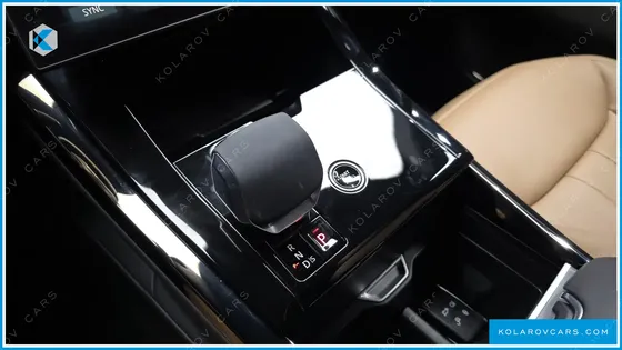 LAND ROVER RANGE ROVER SPORT P550E DYNAMIC HSE