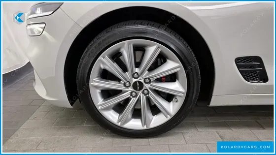 GENESIS G70 GASOLINE 2.5T 2WD