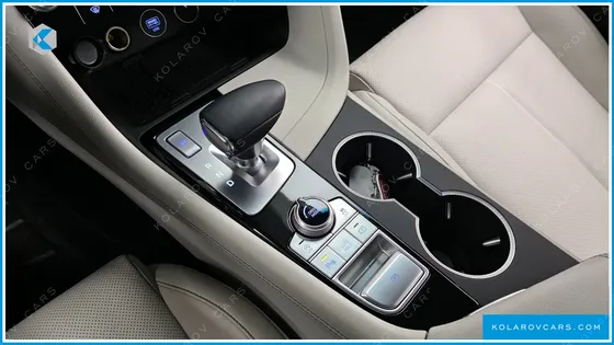 GENESIS G70 GASOLINE 2.5T 2WD