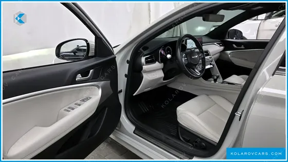 GENESIS G70 GASOLINE 2.5T 2WD