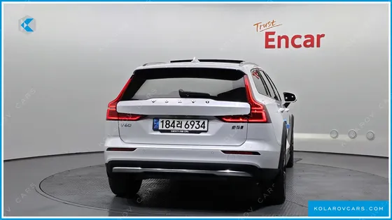 VOLVO V60 B5 ULTIMATE AWD