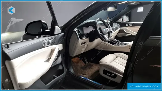 BMW X6 M50I