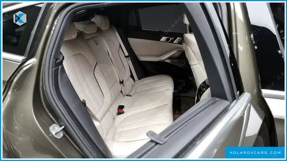 BMW X6 M50I