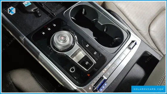 KIA CARNIVAL HEV 9SEATER NOBLESS