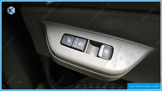 KIA CARNIVAL HEV 9SEATER NOBLESS