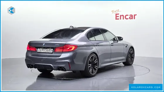 BMW M5 M5 SEDAN