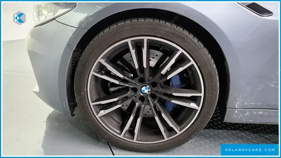 BMW M5 M5 SEDAN