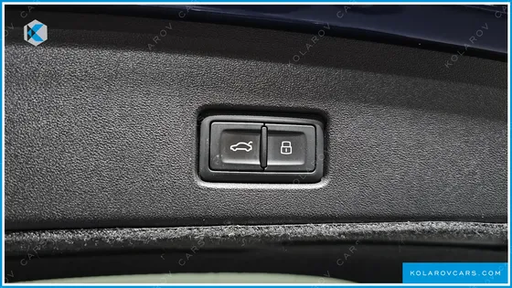 AUDI Q4 E-TRON 40 PREMIUM