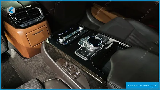 GENESIS G90 3.3 T AWD