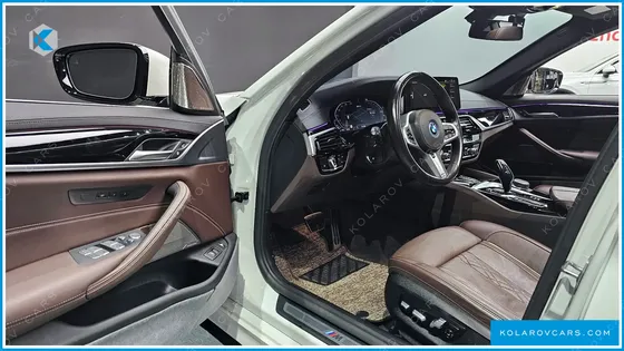 BMW 5 SERIES 530E M SPORT