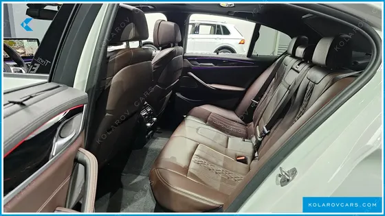 BMW 5 SERIES 530E M SPORT
