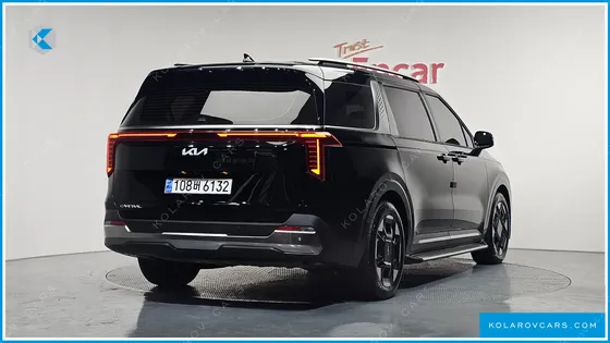 KIA CARNIVAL 9-SEATER NOBLESSE