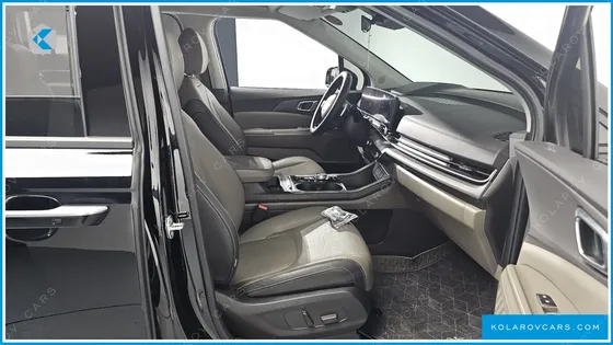 KIA CARNIVAL 9-SEATER NOBLESSE