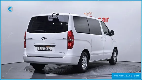 HYUNDAI STAREX VAN 3-SEATER