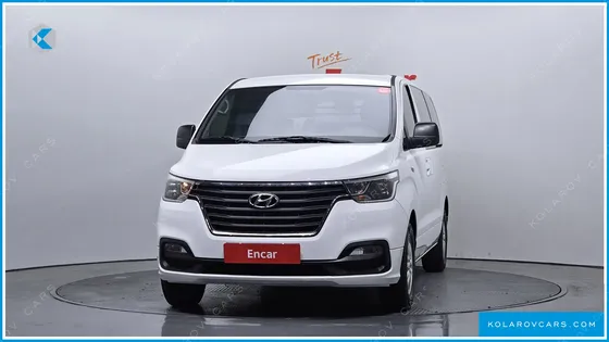HYUNDAI STAREX VAN 3-SEATER