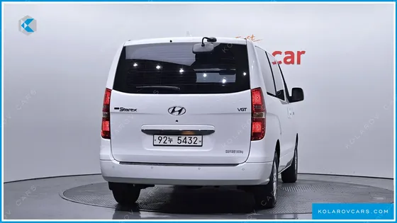 HYUNDAI STAREX VAN 3-SEATER