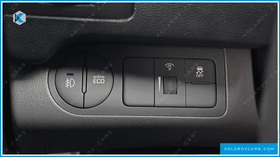 HYUNDAI STAREX VAN 3-SEATER