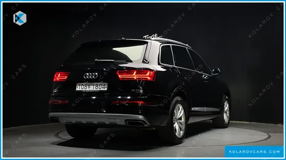 AUDI Q7 45 TFSI QUATTRO