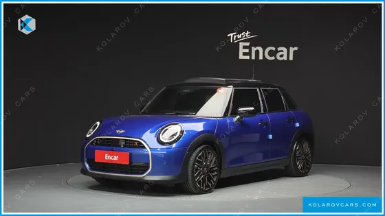 MINI COOPER 5 DOOR FAVOURED
