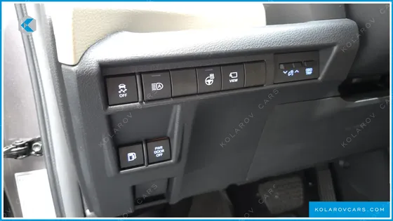 TOYOTA SIENNA 2.5 HYBRID AWD