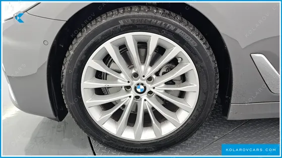 BMW 5 SERIES 520I LUXURY