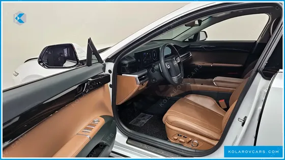 HYUNDAI GRANDEUR 2,5 GASOLINE 2WD