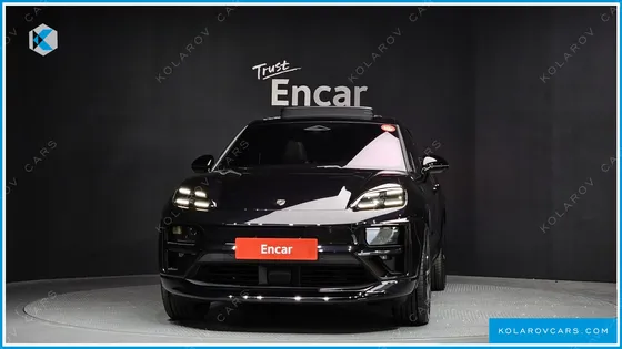 PORSCHE MACAN TURBO