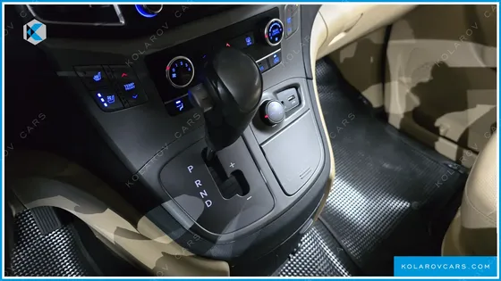 HYUNDAI STAREX 4WD CAMPING CAR