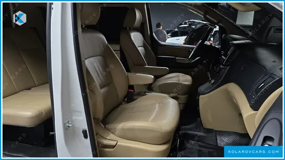 HYUNDAI STAREX 4WD CAMPING CAR