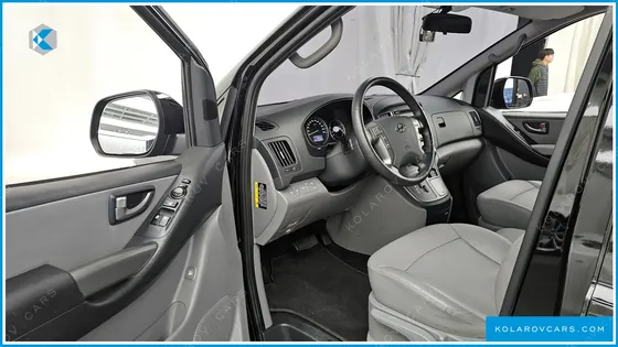 HYUNDAI STAREX URBAN 9-SEATER