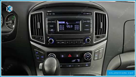 HYUNDAI STAREX URBAN 9-SEATER