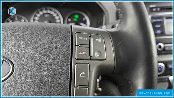 HYUNDAI STAREX URBAN 9-SEATER