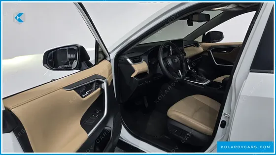 TOYOTA RAV4 2,5 4WD HYBRID LTD