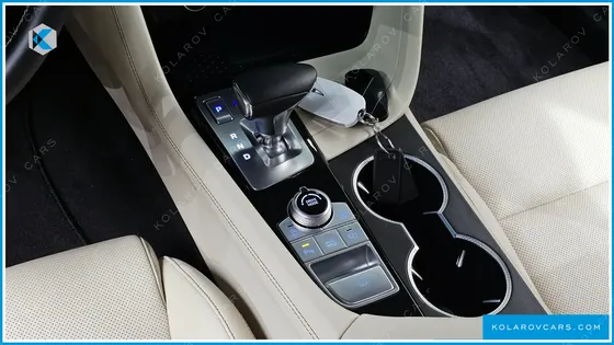 GENESIS G70 GASOLINE 2.5T 4WD