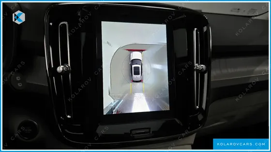 VOLVO XC40 B4 ULTIMATE BRIGHT