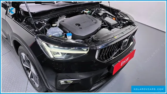 VOLVO XC40 B4 ULTIMATE BRIGHT