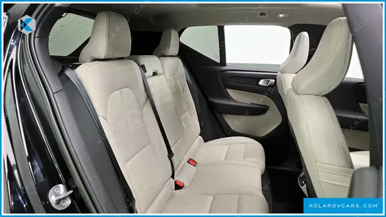 VOLVO XC40 B4 ULTIMATE BRIGHT