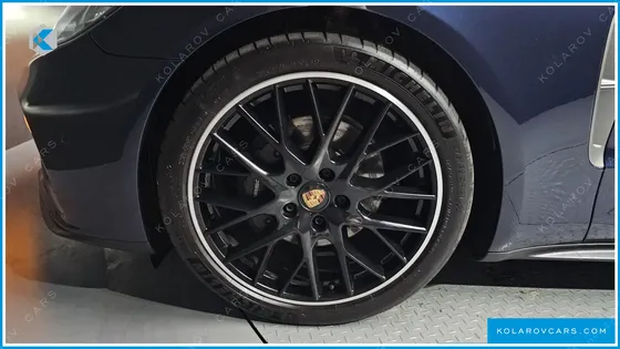 PORSCHE PANAMERA 2.9 AWD PLATINUM EDITION