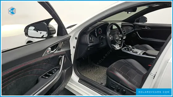 KIA STINGER 2.5 AWD MASTERS ACRO EDITION