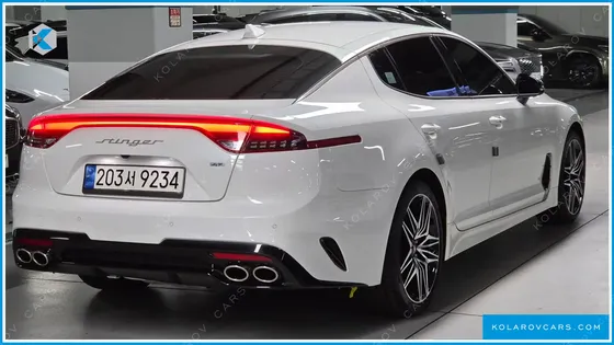 KIA STINGER 2.5 AWD MASTERS